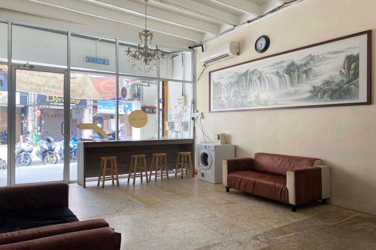 Spot On 89673 Good Friend Hotel George Town Esterno foto